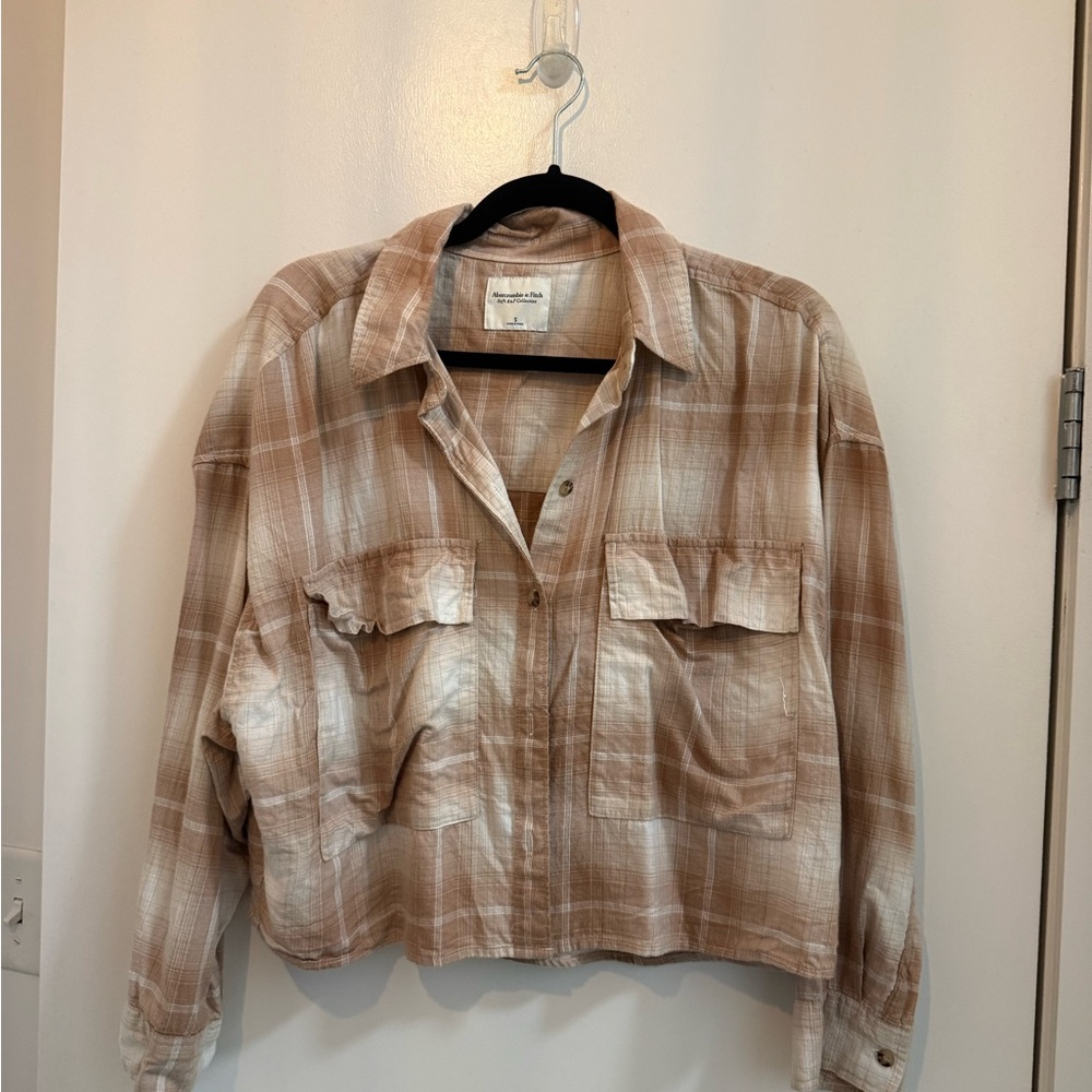 Abercrombie & Fitch Beige Plaid Utility top